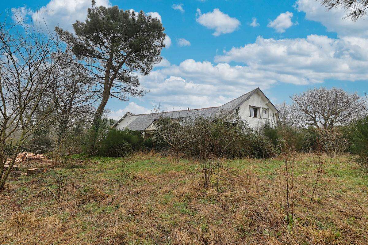 Maison à LA GACILLY