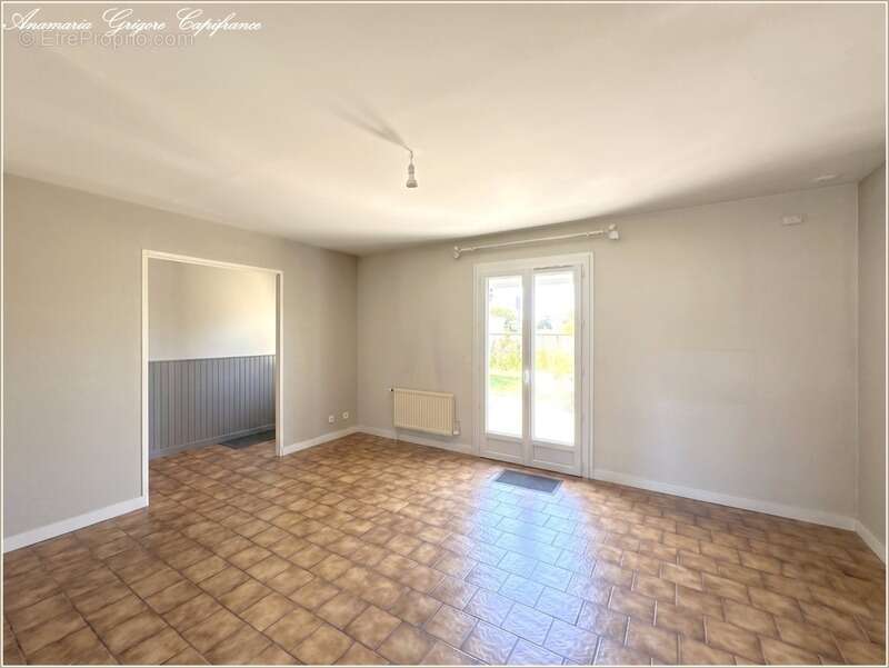 Courville-Sur-Eure - Lancey - maison de plain pied, 90 m², 3 chambres, garage, terrain 492 m² - photo 4