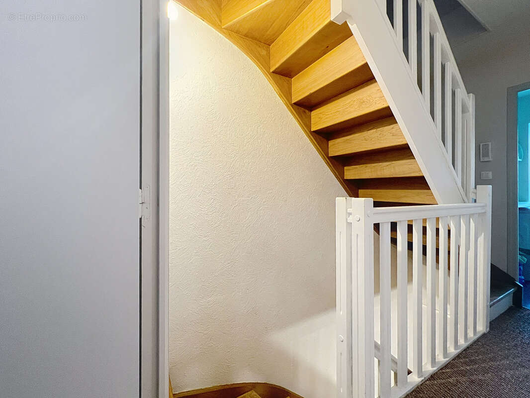 Maison à VILLEDIEU-LES-POELES