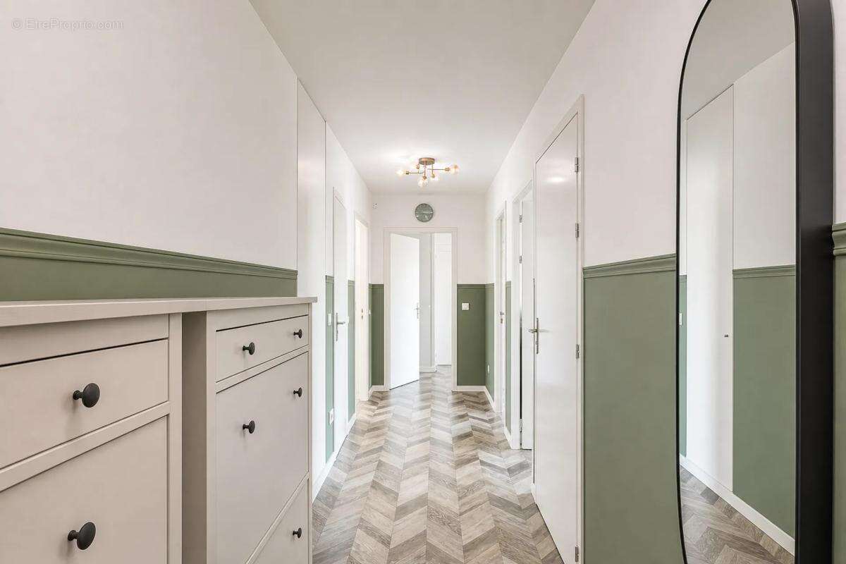 Appartement à NANTERRE