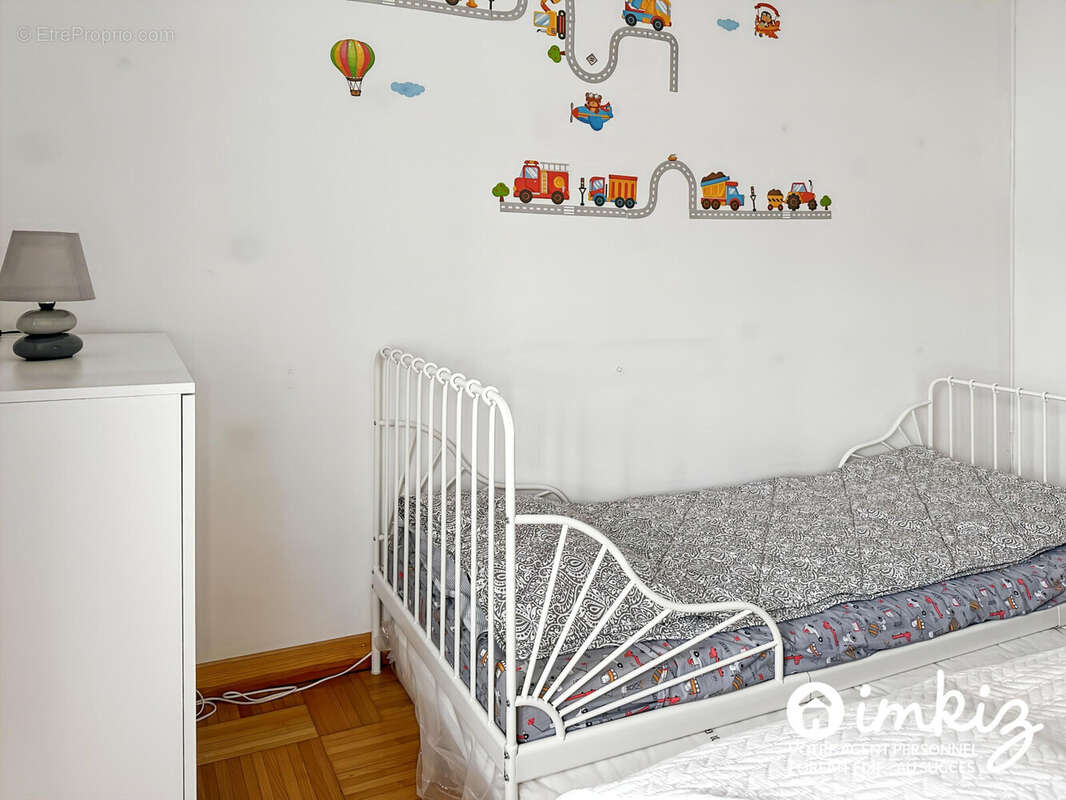 Maison familiale cle en main, DPE C, jardin et box - photo 11