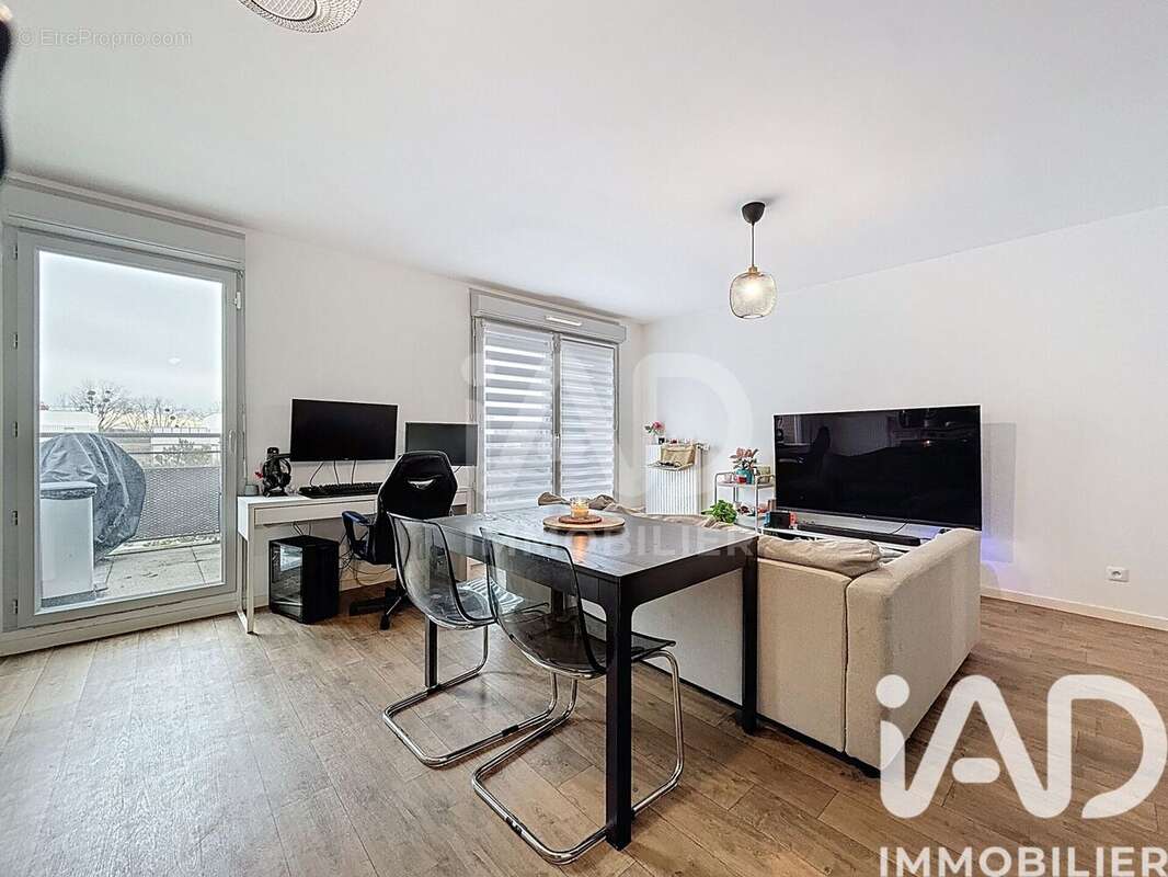 Photo 2 - Appartement à NEUILLY-SUR-MARNE
