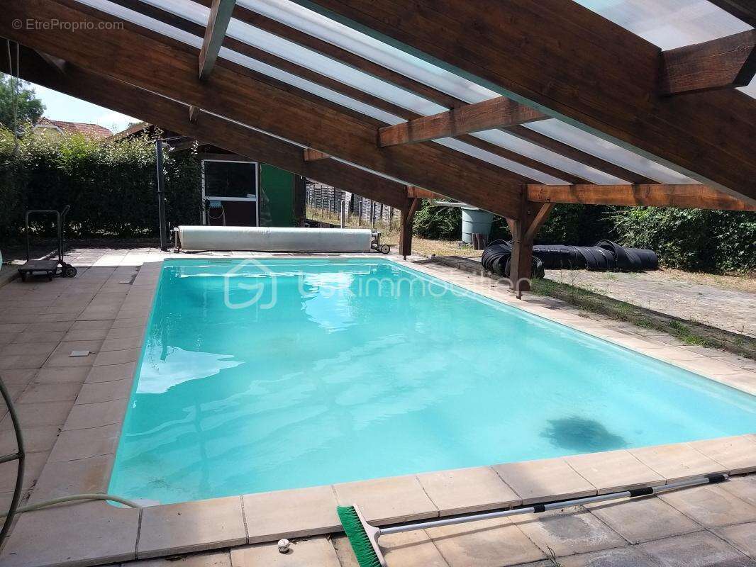 Maison à ONESSE-ET-LAHARIE