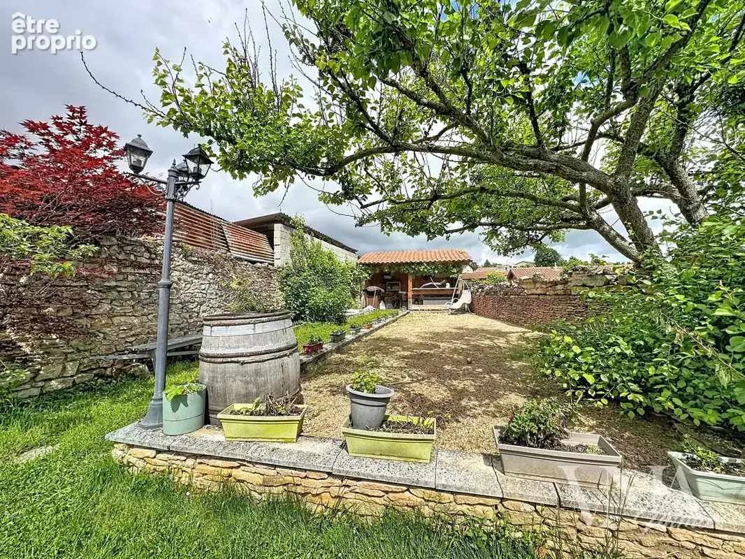 Maison en pierre de caractère entièrement rénovée - photo 13