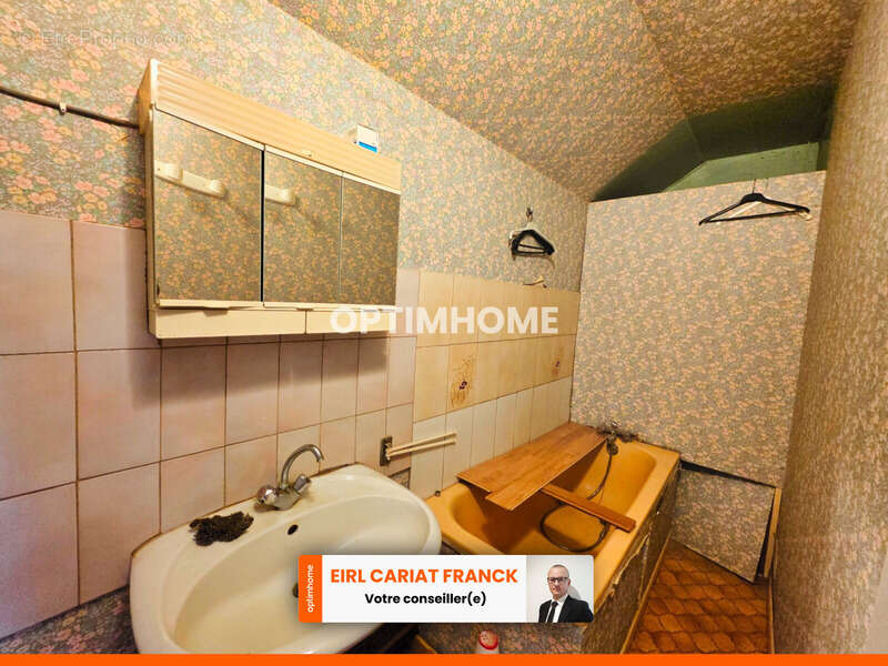 Maison à SAINT-AGNANT-DE-VERSILLAT