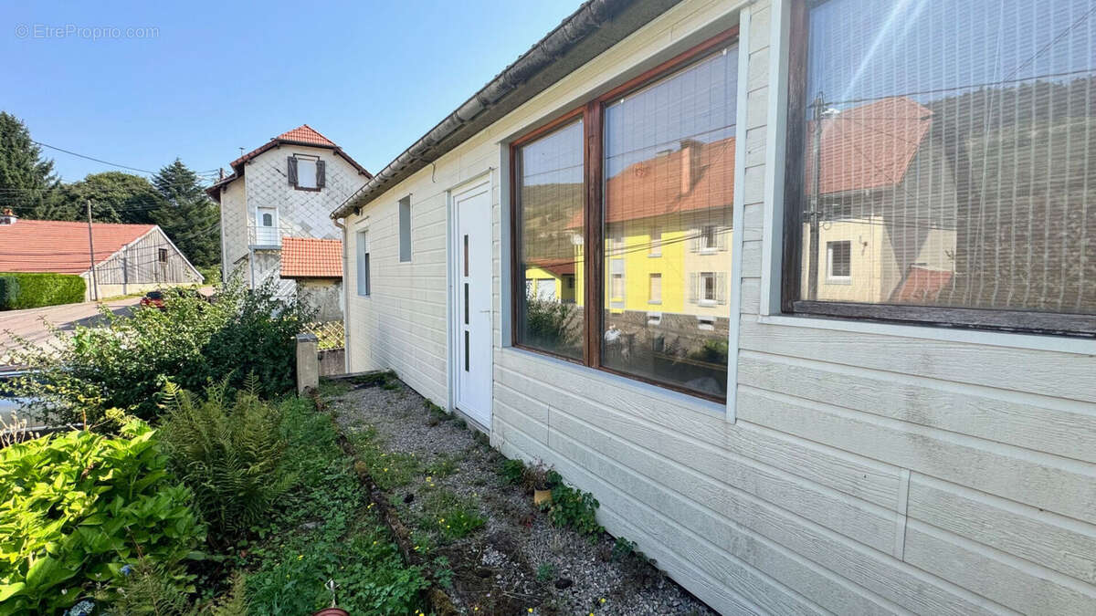 Maison à SAINT-MAURICE-SUR-MOSELLE