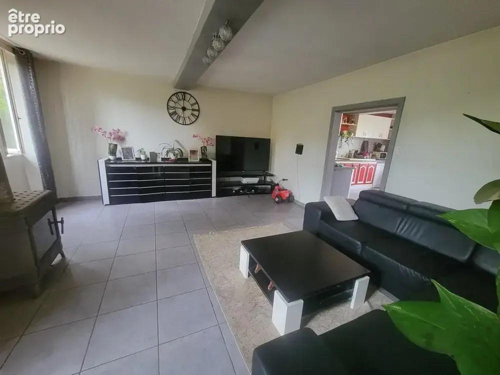 Grande maison familiale de 179 m2 à deux pas de St Sorlin-en-Valloire (26210) - photo 3