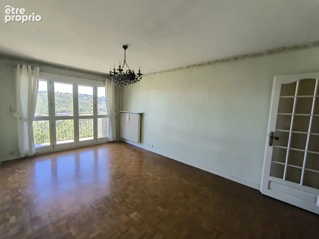 Appartement  Saint-Genest Lerpt 4 pièce(s) 77.69 m2 - photo 2