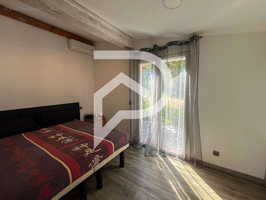 Maison à SAINT-CYPRIEN