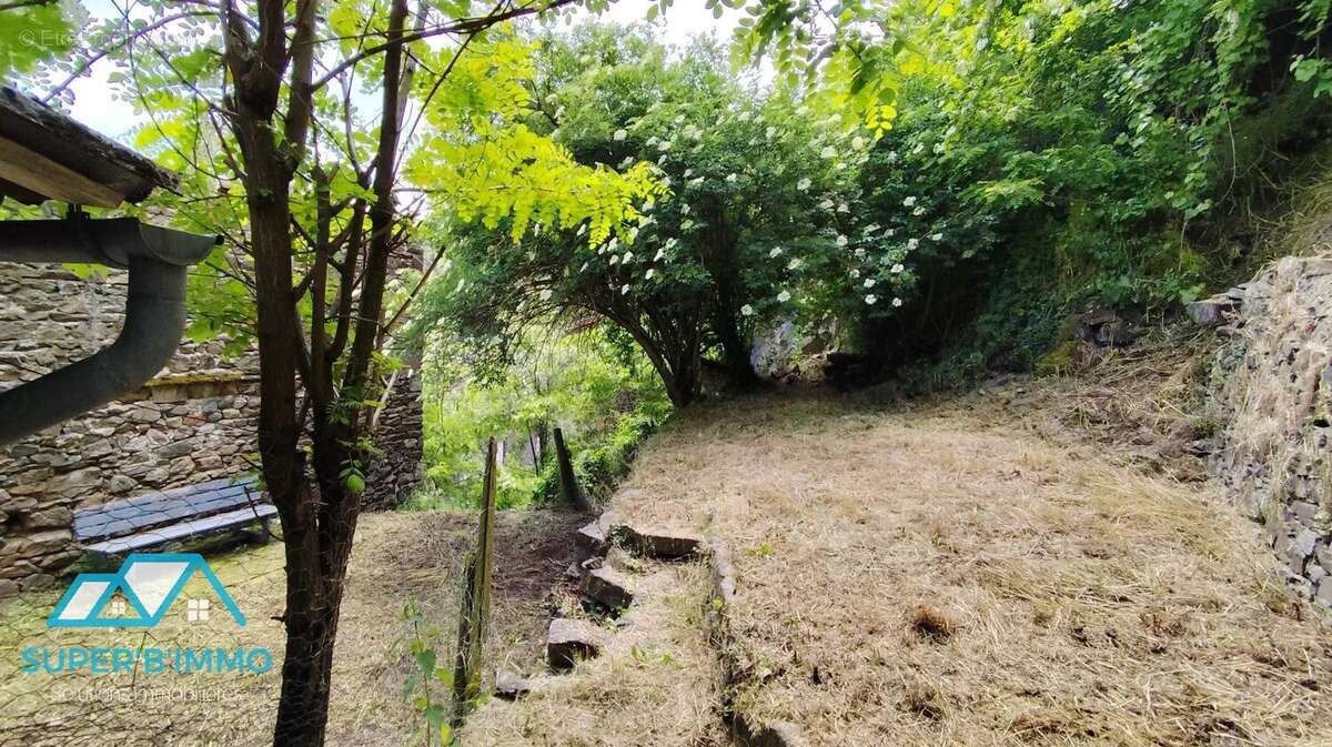 Maison à LAVOUTE-CHILHAC