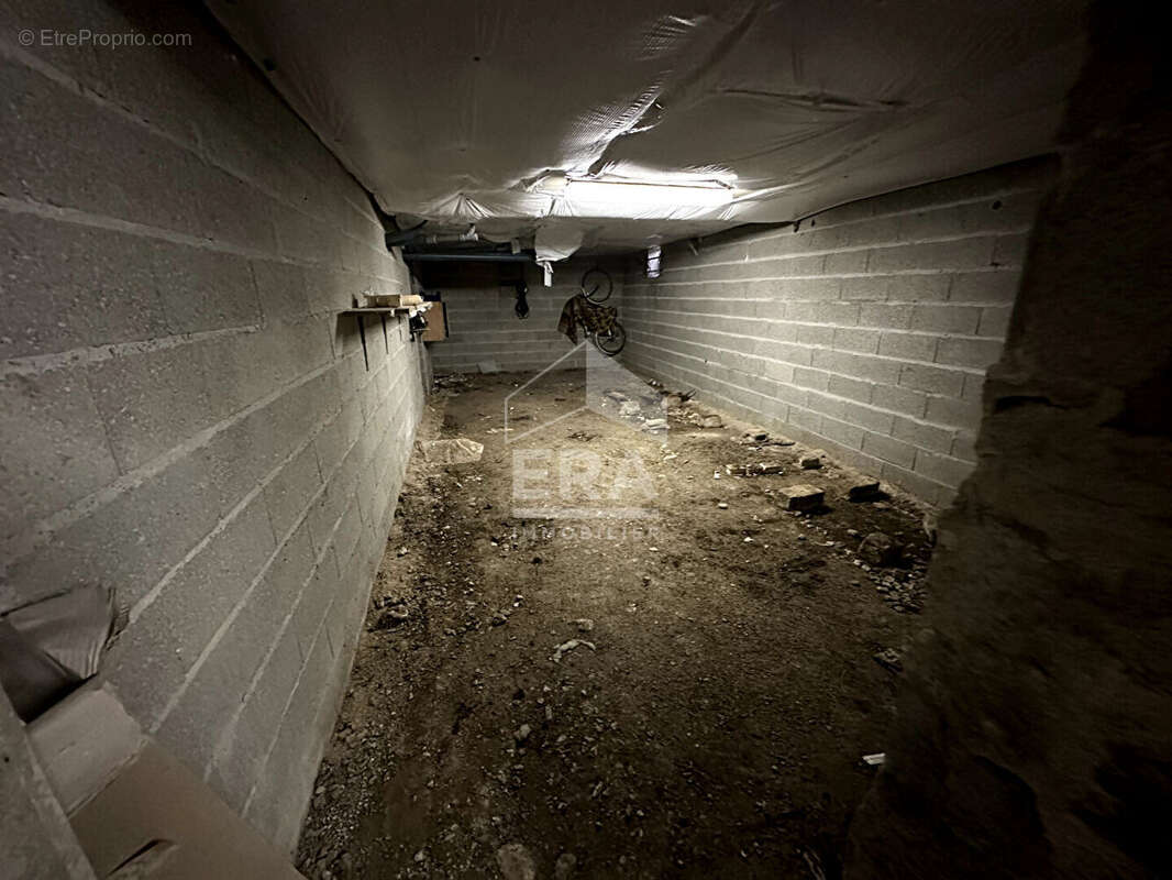 Maison à VILLENEUVE-LA-GUYARD