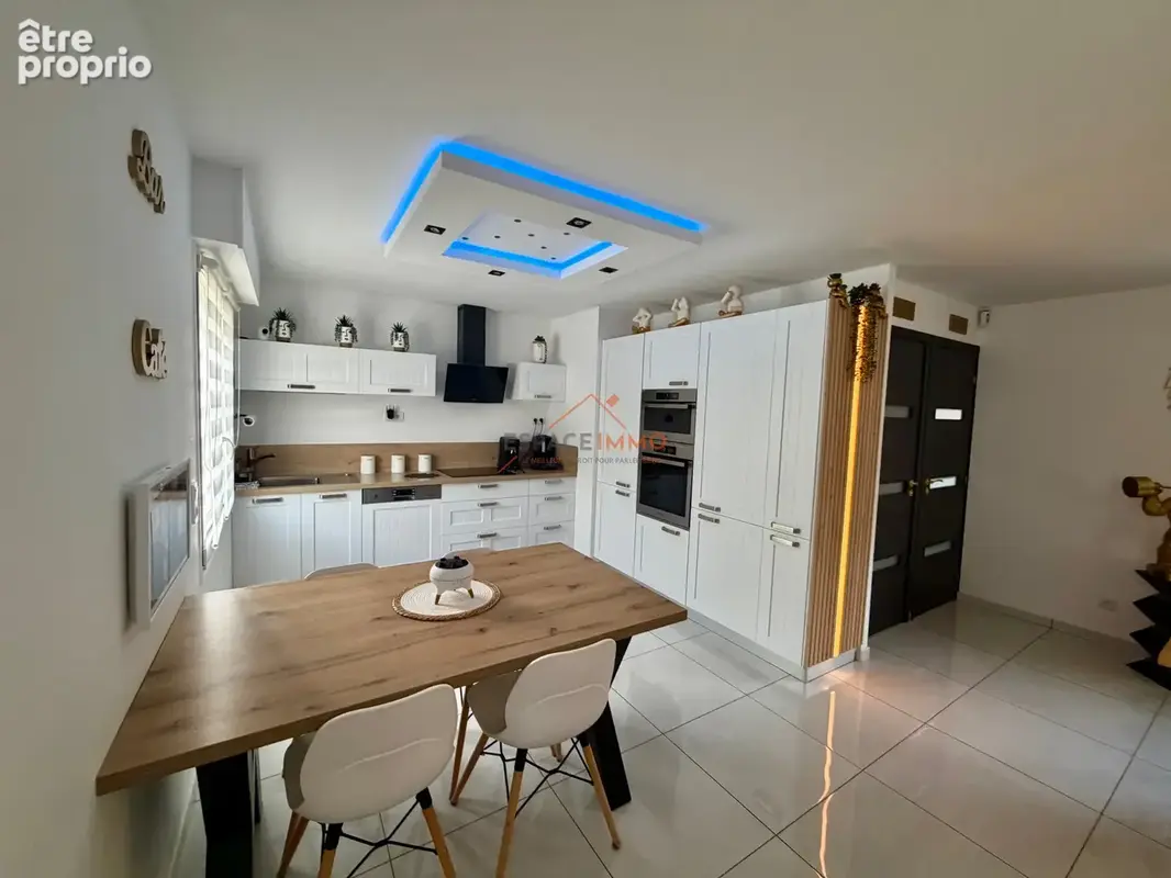 HELESMES Magnifique maison rénovée avec goût - 5 ch - Garage - photo 2