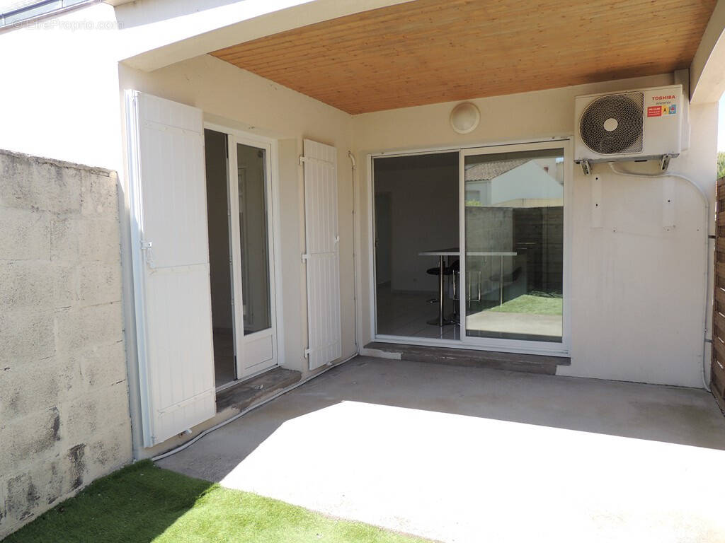 Maison à CROIX-CHAPEAU