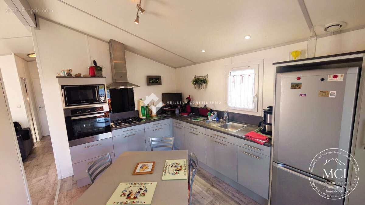 Maison 56 m² à Caurel  - photo 5