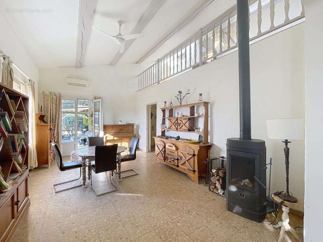 Maison à BEDARRIDES