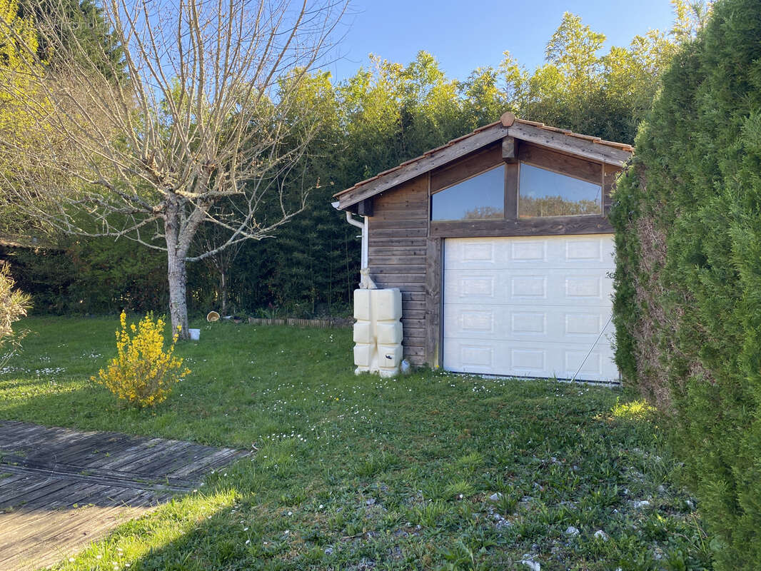 Maison à BAZAS