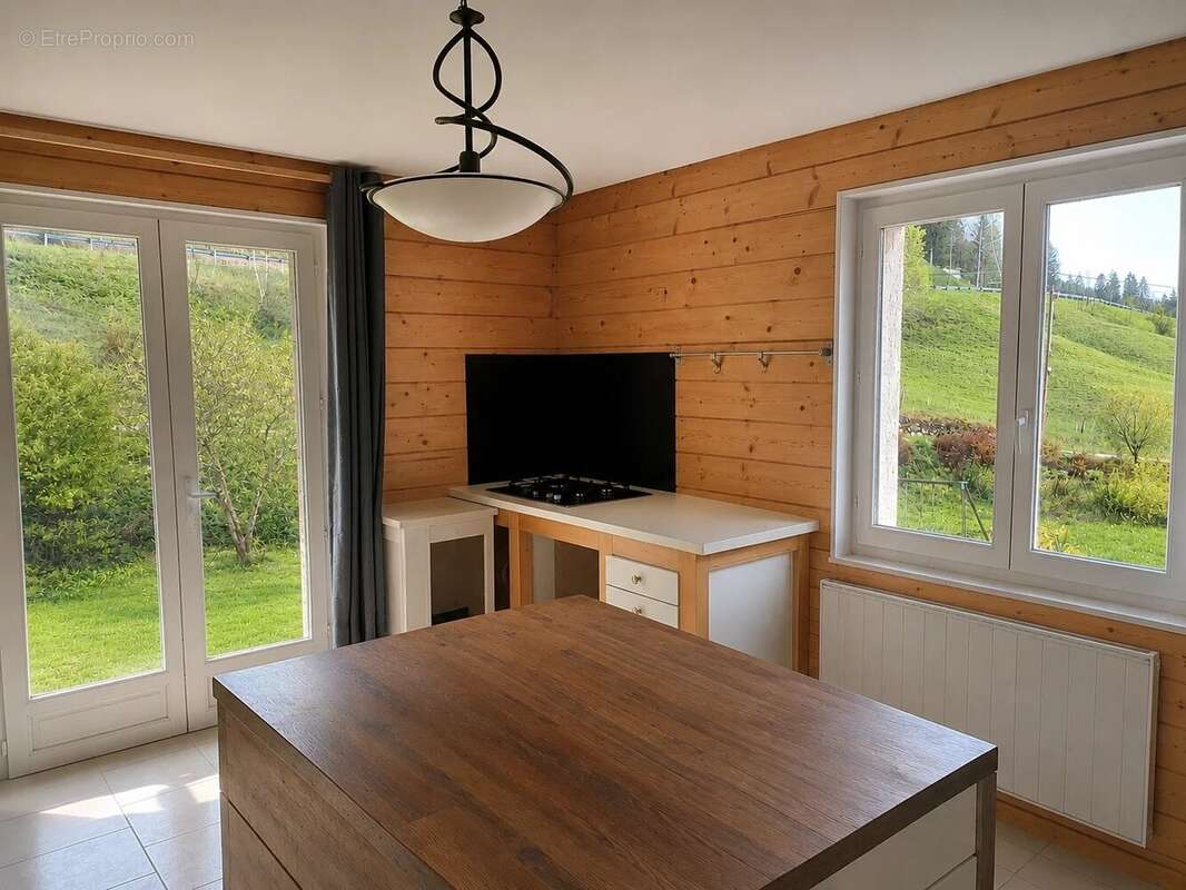 Maison à MIJOUX