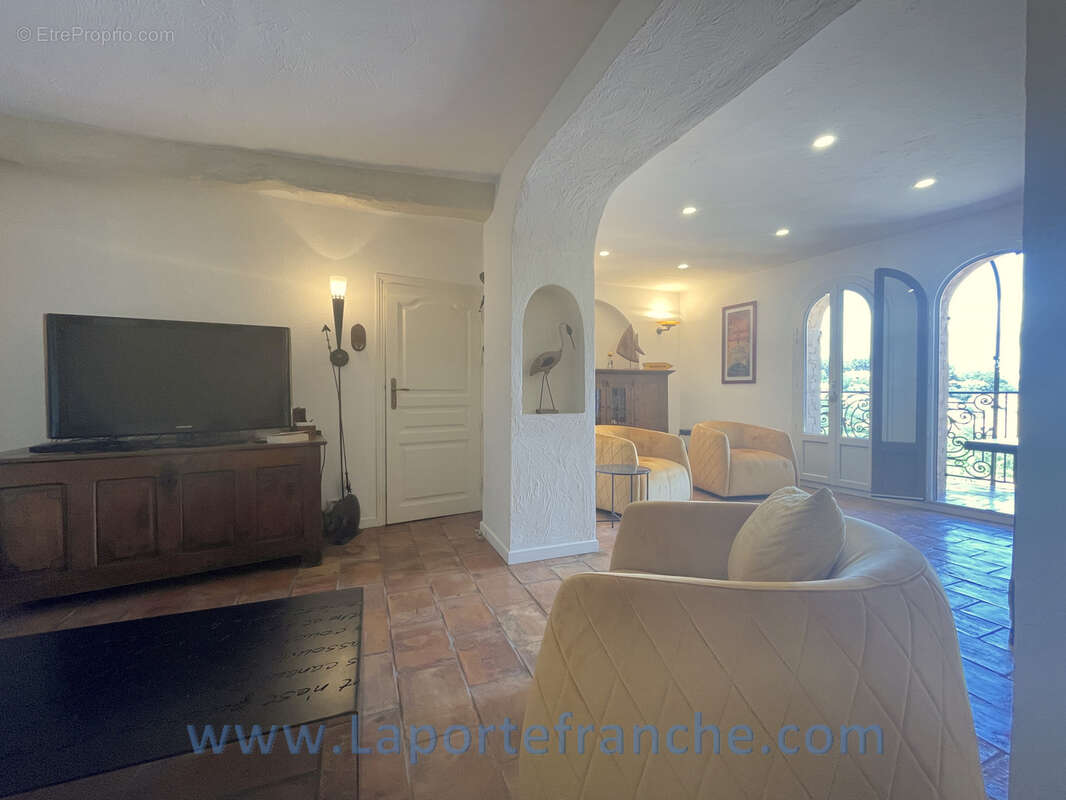 Appartement à CAGNES-SUR-MER