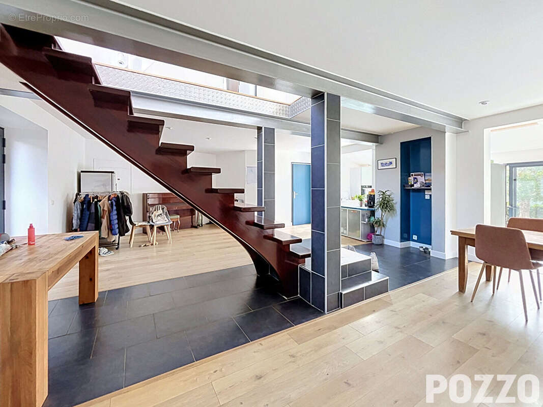 Maison 6 pièces (184 m² environ) à vendre à SAINT PAIR SUR MER (50) - plage à pied - photo 4