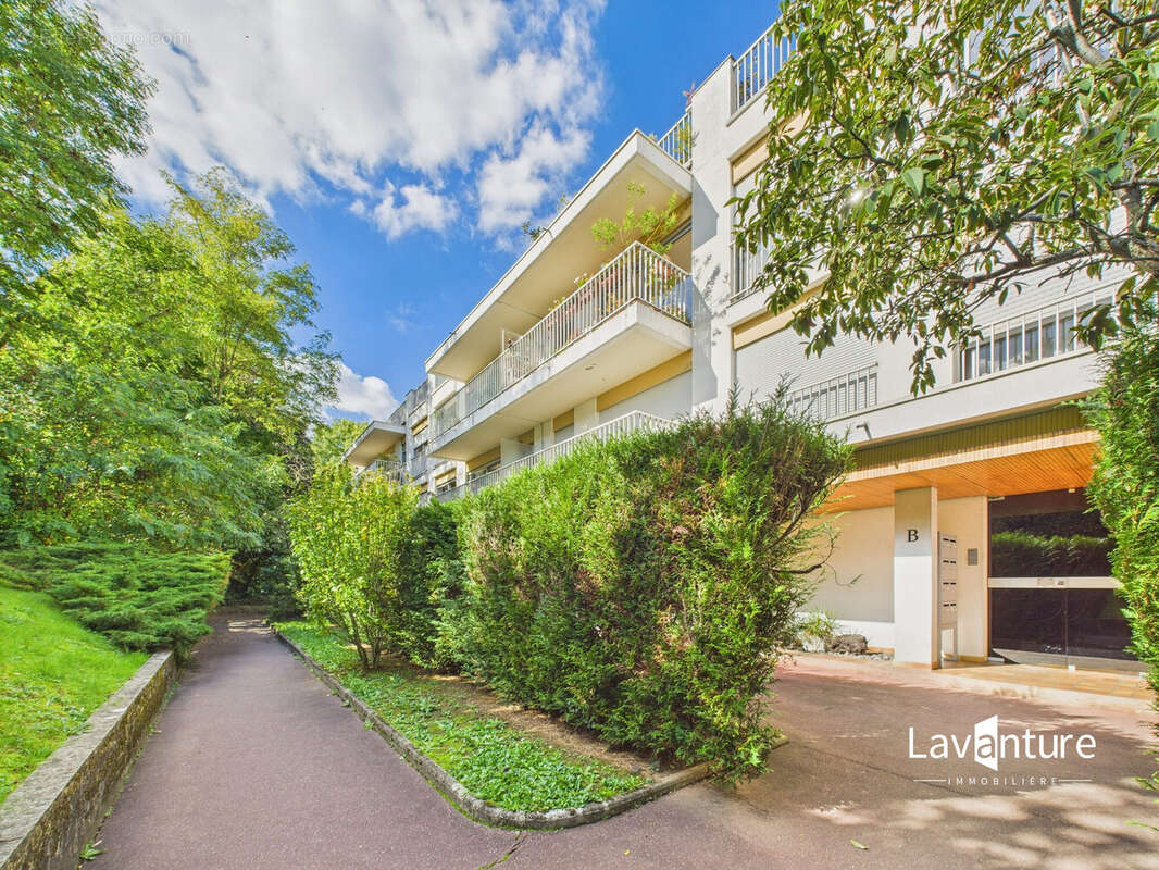 Appartement à CHATENAY-MALABRY