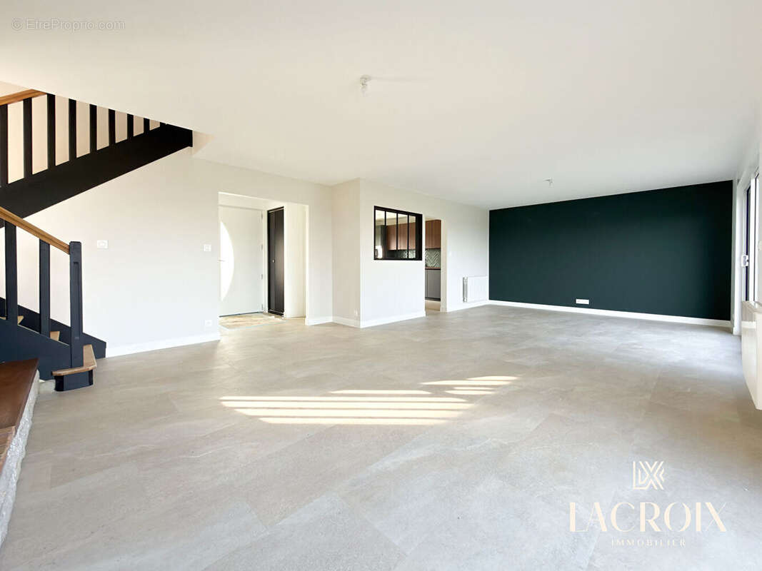 A vendre - maison 8 pièces - saint-carné - photo 5