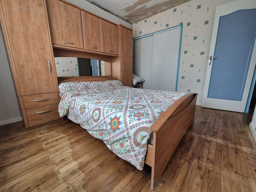 Maison à LES FOSSES