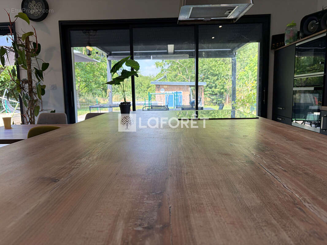 Maison contemporaine toit plat avec piscine - Cépet - photo 12