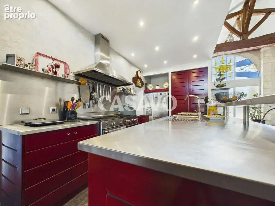 Vente Maison 5 pièces de 203m² - 33670 Le Pout - photo 4