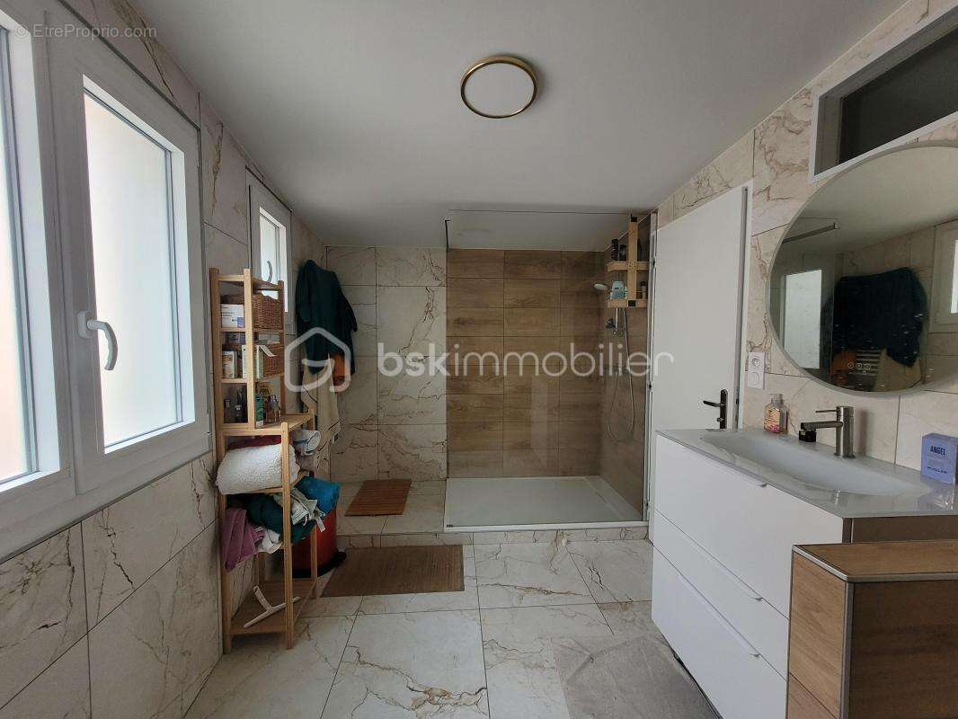 Appartement à VOIRON