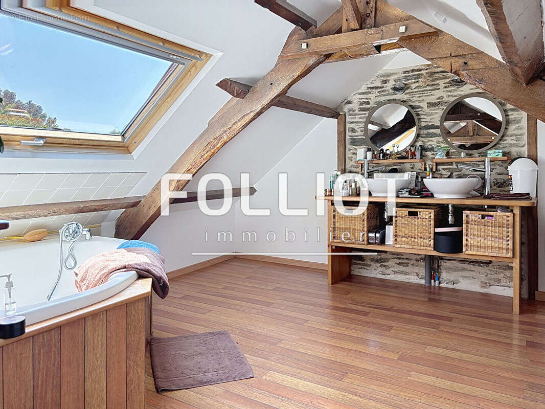 Maison à SAINT-JEAN-DES-BAISANTS