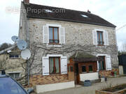 Maison à SAINT-REMY-LA-VANNE