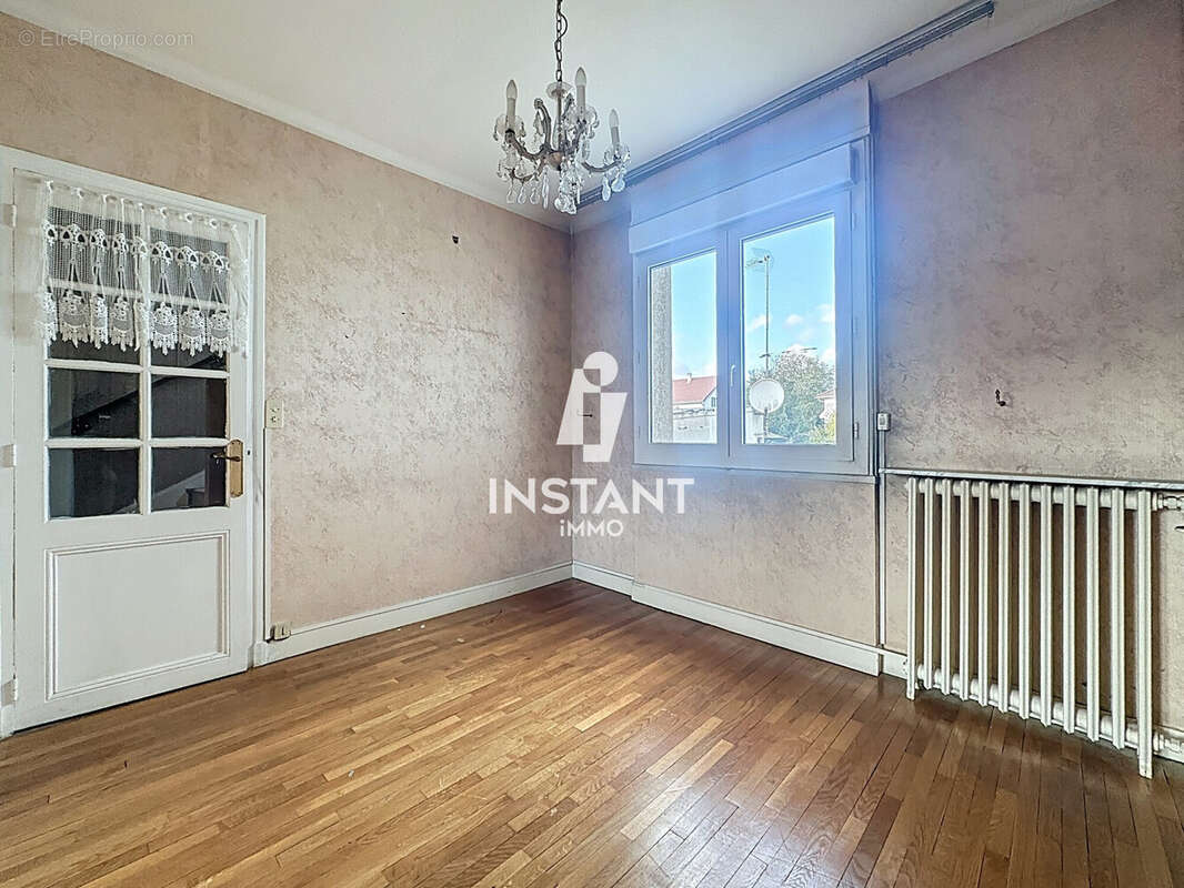 Maison à MAISONS-ALFORT