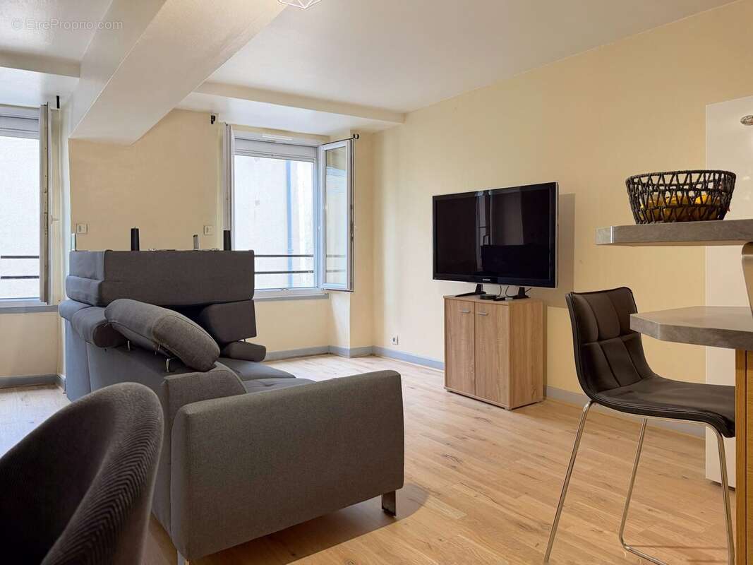 Appartement à BAIN-DE-BRETAGNE