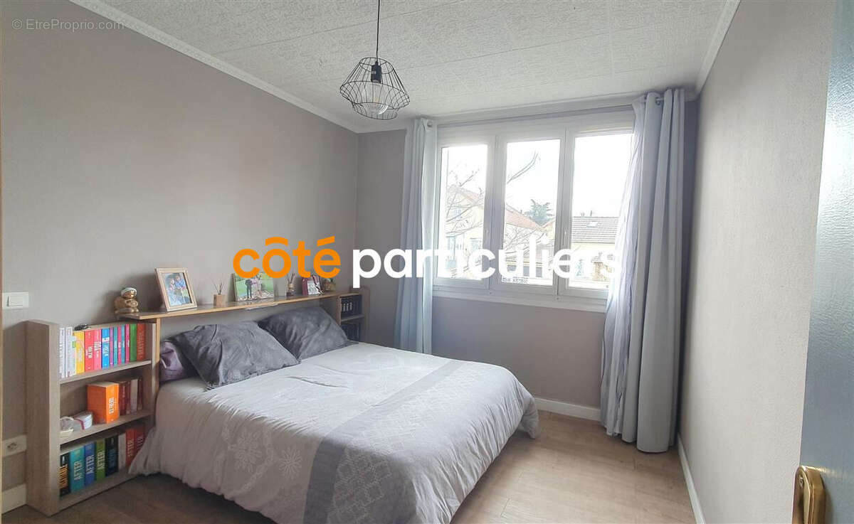 Maison à VILLENEUVE-LE-ROI