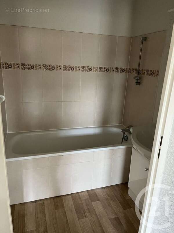 Appartement à SAINT-SEURIN-SUR-L'ISLE