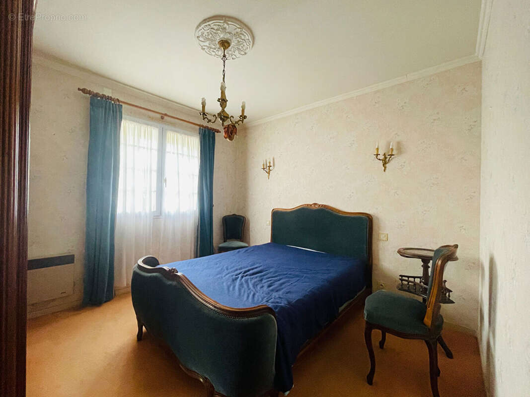 Maison à COMMEQUIERS