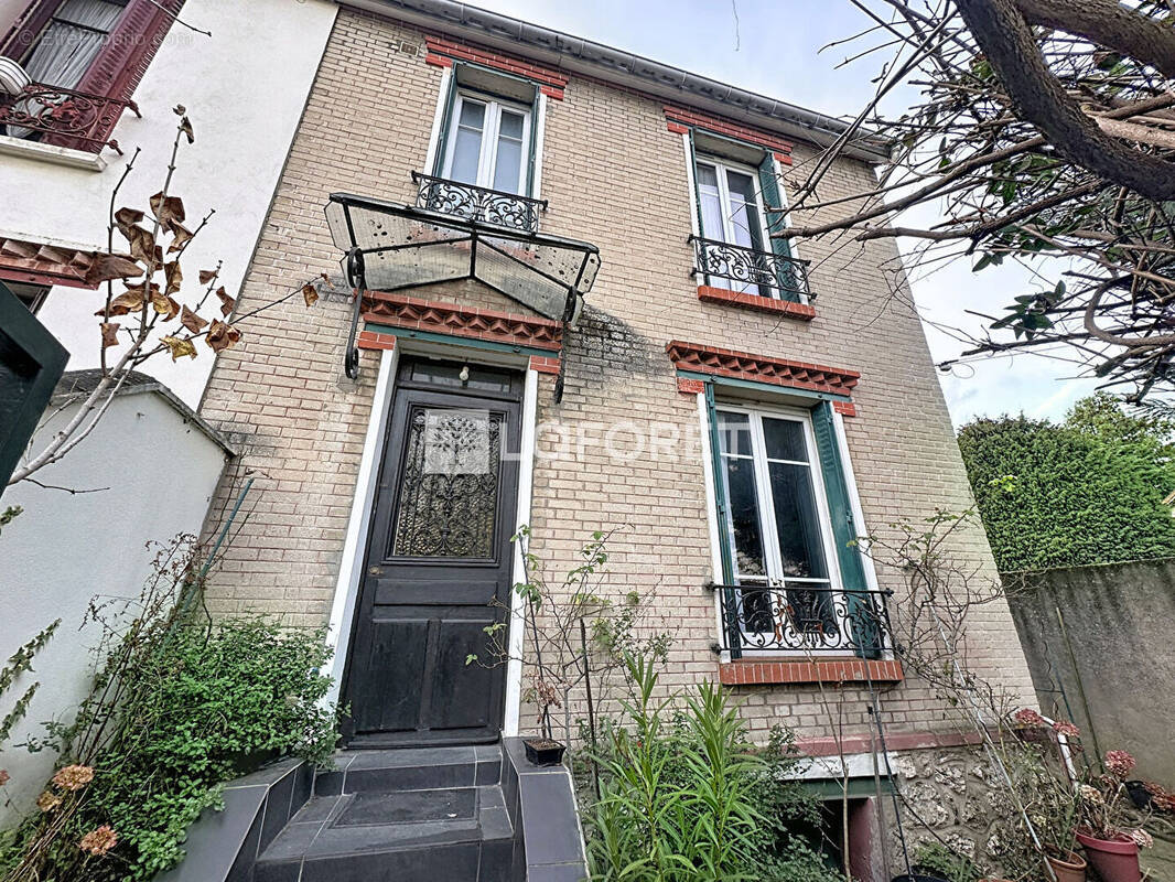 Maison à CHAMPIGNY-SUR-MARNE