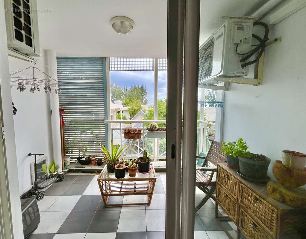Appartement 49 m² à Saint-Paul  - photo 6