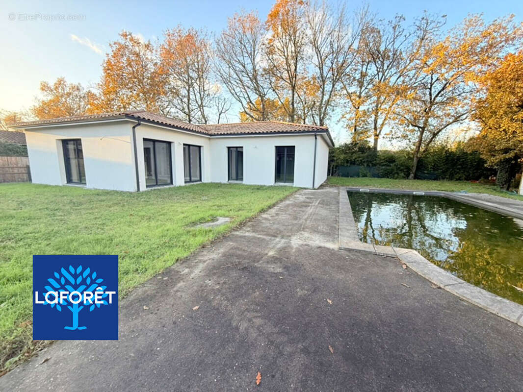 Maison à SAINT-JEAN-D&#039;ILLAC