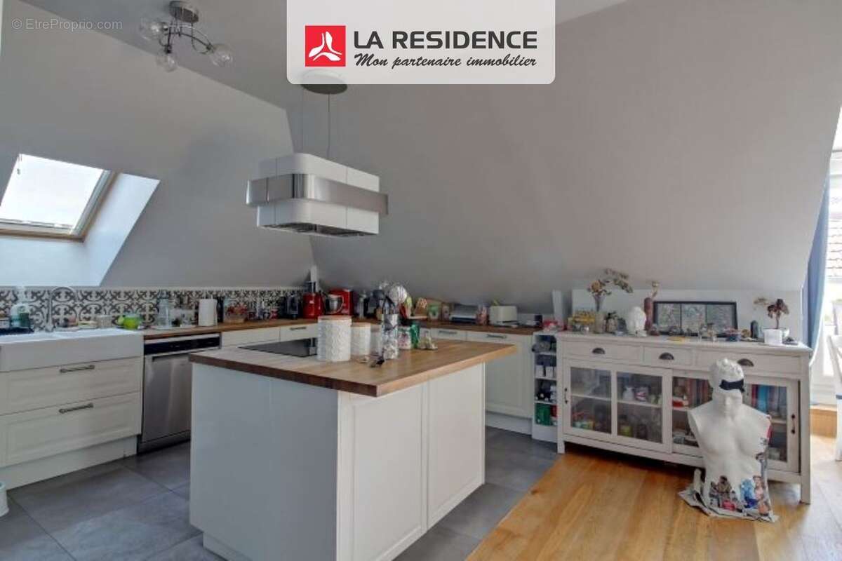 Appartement à LES MUREAUX