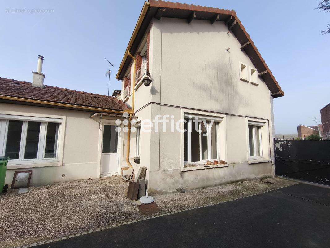Maison à RANTIGNY