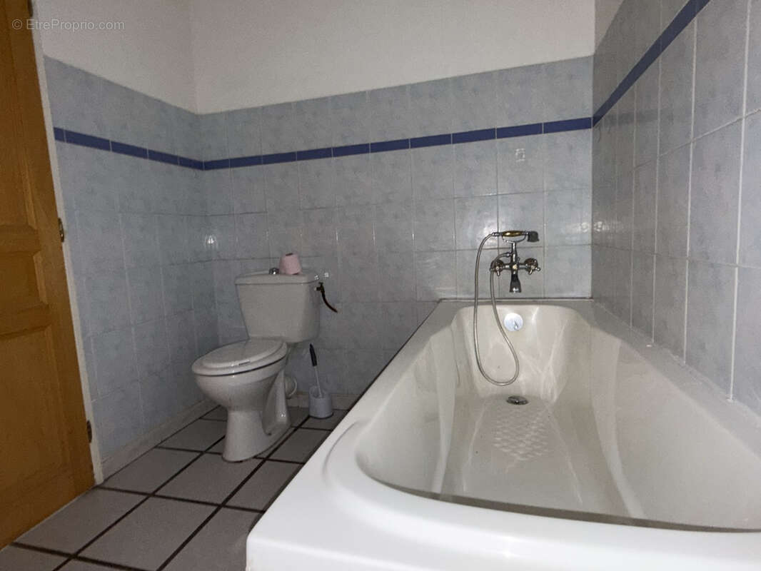 Appartement à ARNAC-POMPADOUR