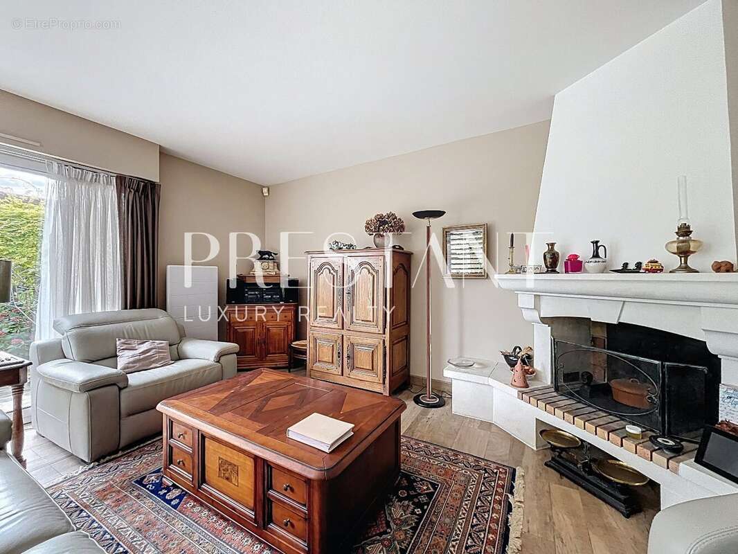 Maison à LE CHESNAY