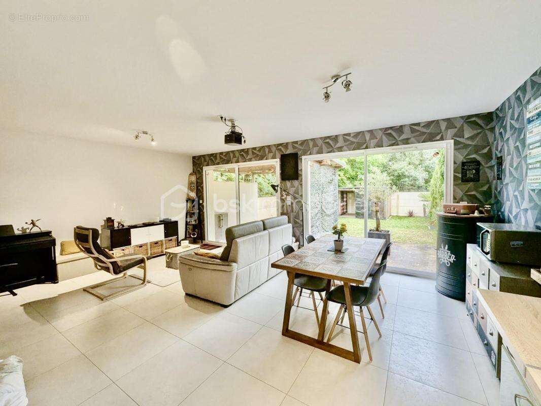 Maison de ville de 101 m² avec jardin, au calme, sans vis à vis, DPE A - photo 4