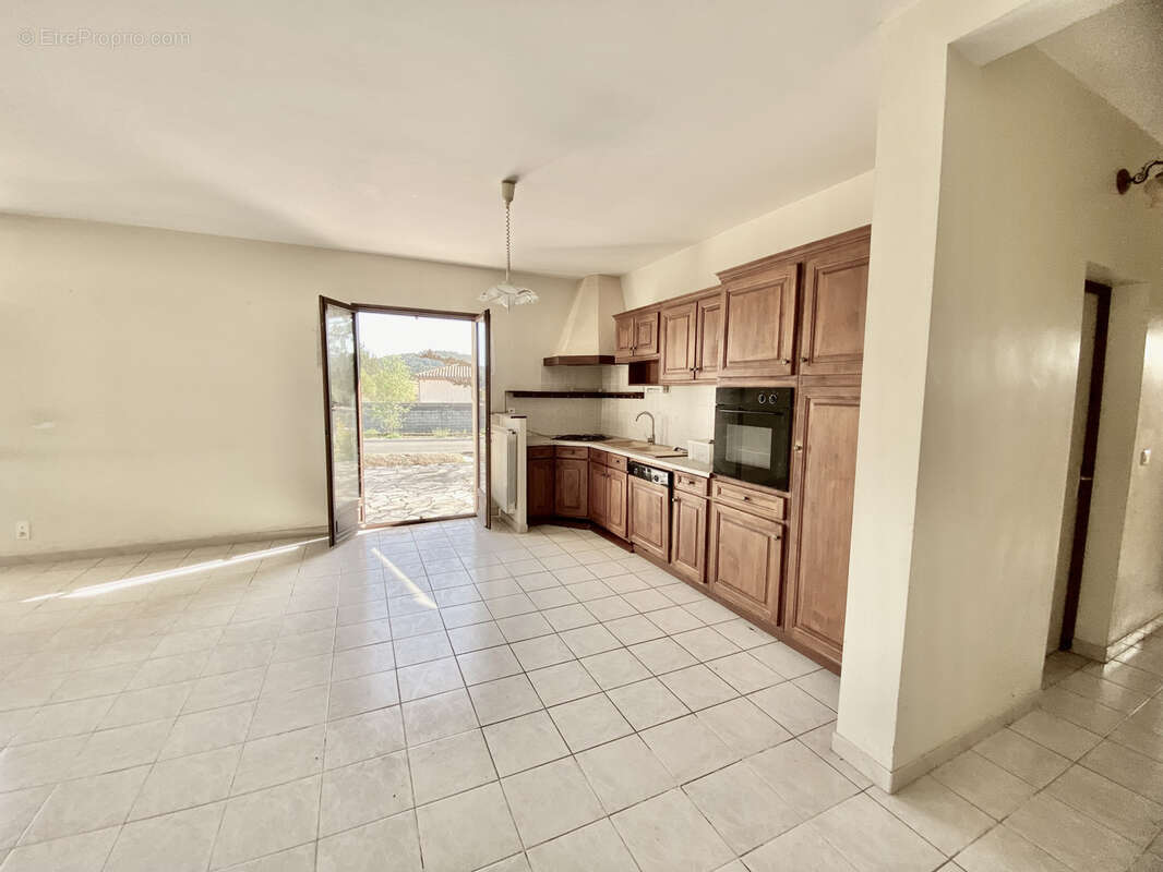 Maison à CESSENON-SUR-ORB