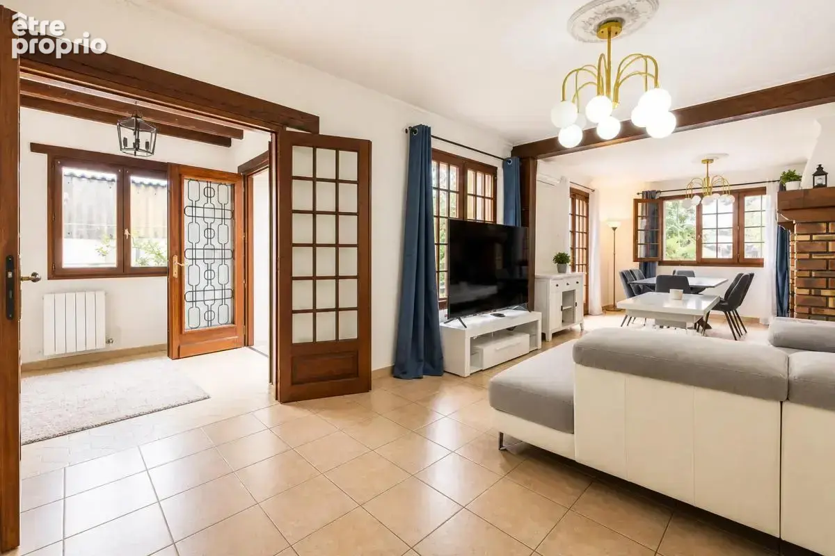 Maison de 5 pièces de 112m² à Linas - photo 3