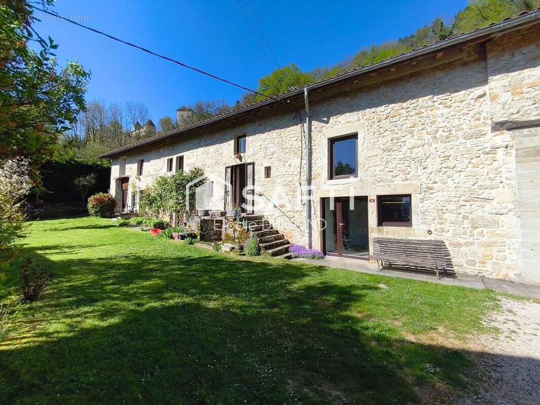 Photo 2 - Maison à SAINT-AMOUR