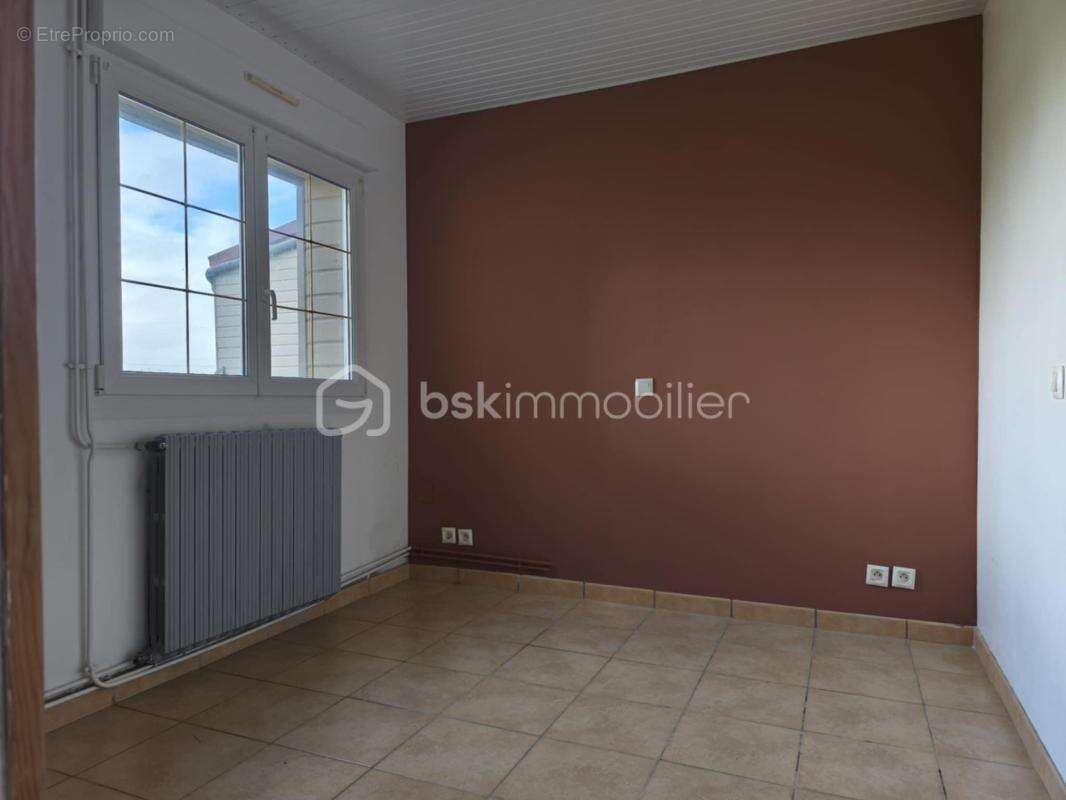 Maison de 108 m2 - Jardin & Garage - photo 9