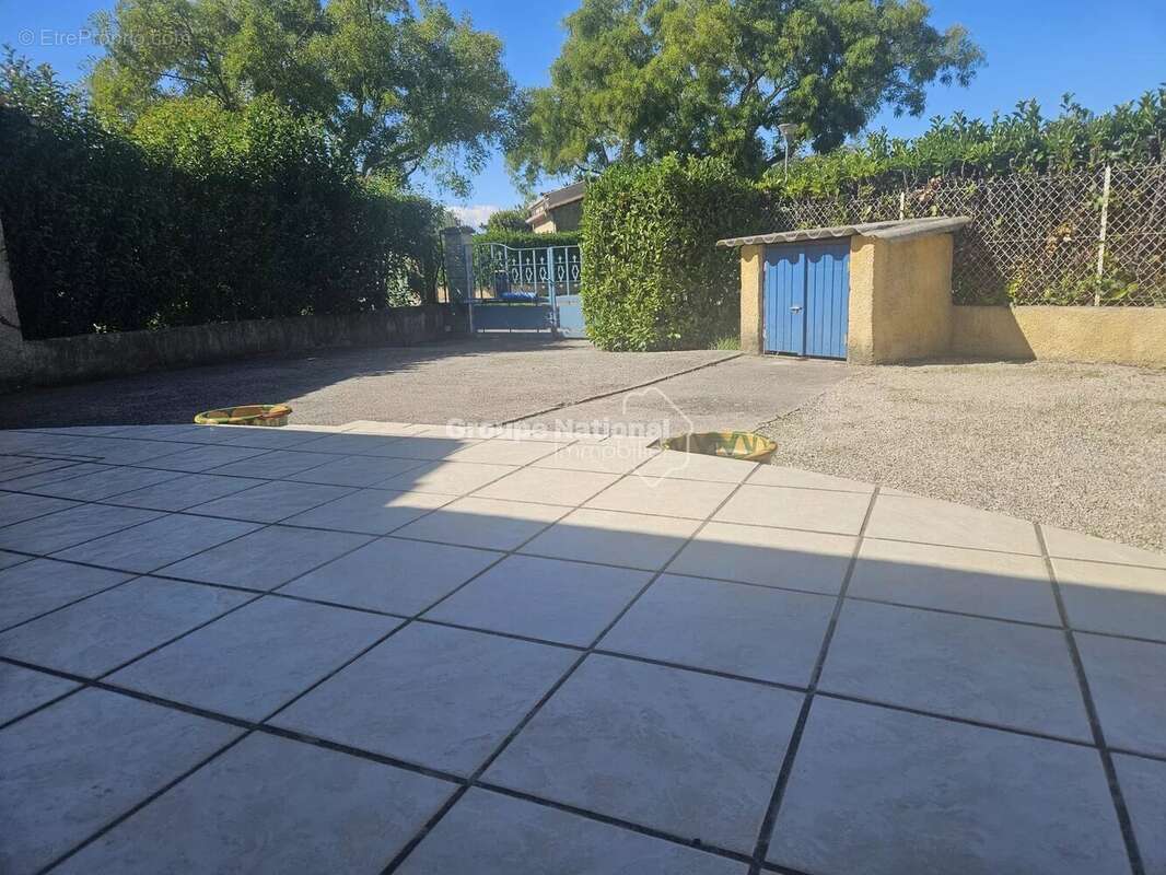 Maison à JONQUIERES