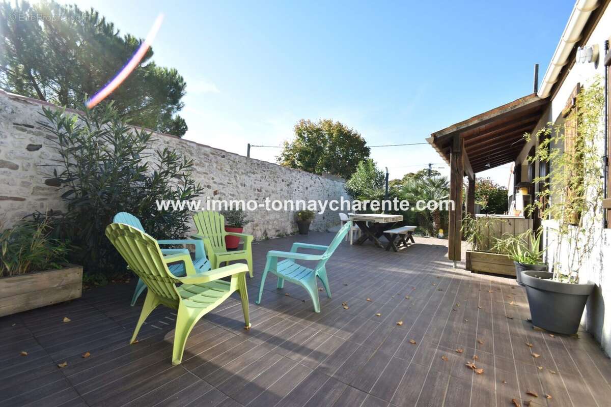 Maison à TONNAY-CHARENTE